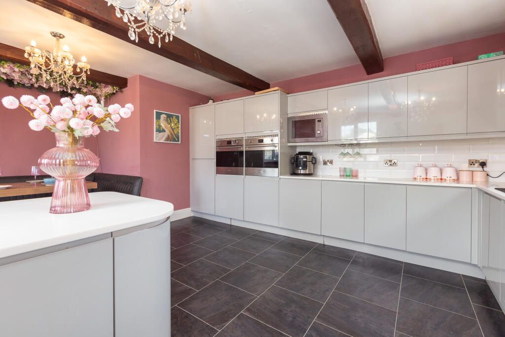 Integral Kitchen