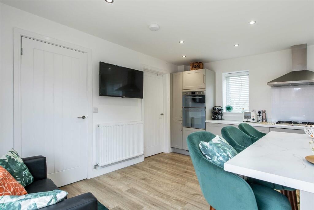 6 nowell close-low-23.jpg