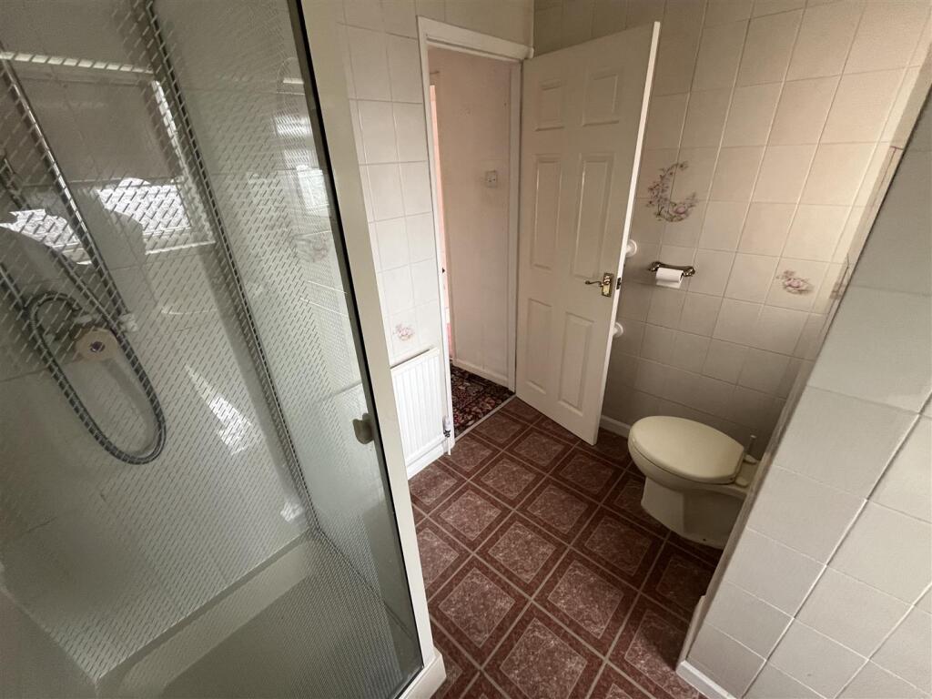 Bathroom Aspect 4