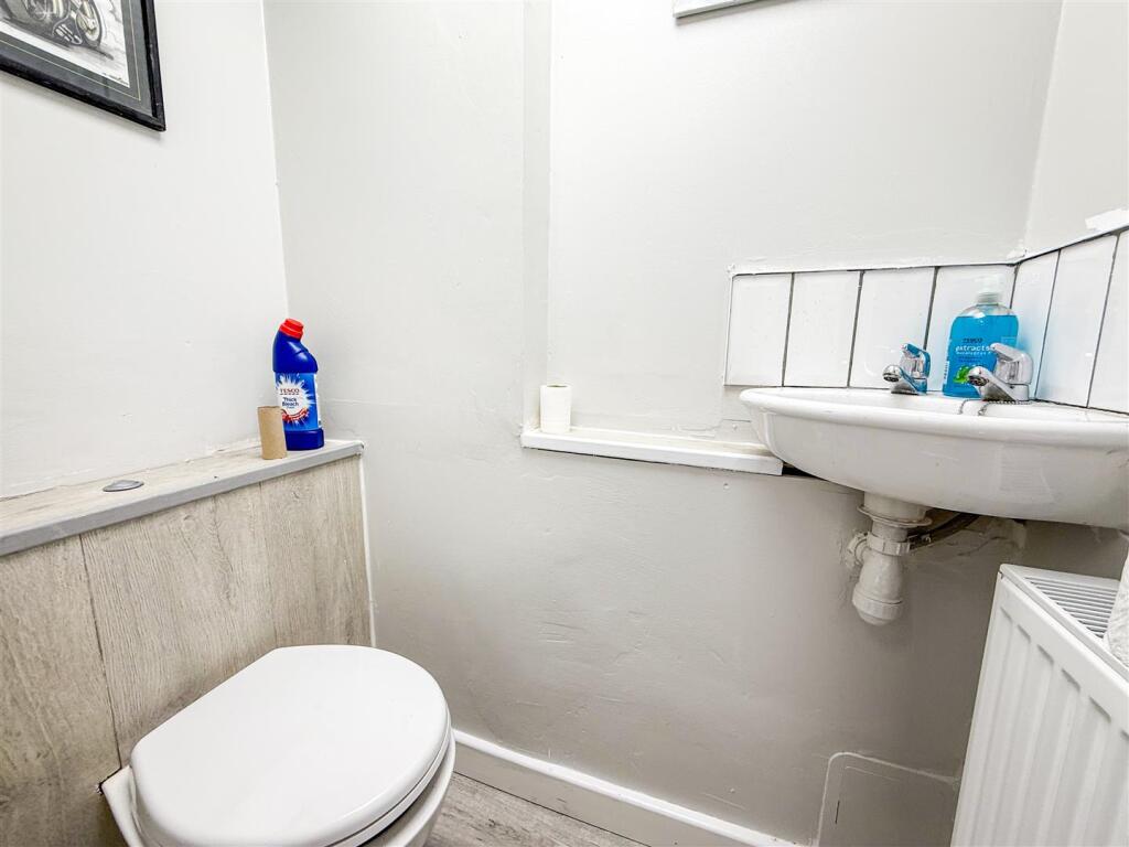 CLOAKROOM