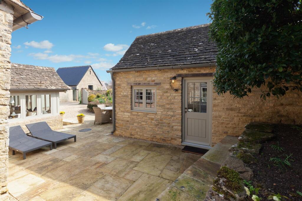 Garden - Annexe 2.jpg