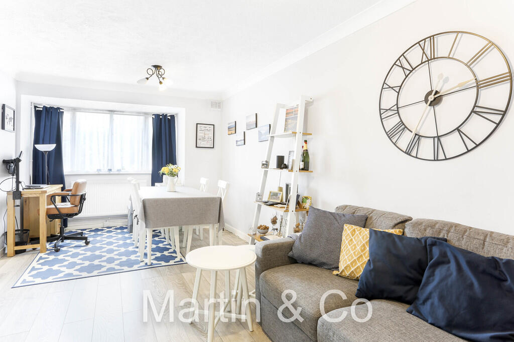 1472197949 - 1 Oa...