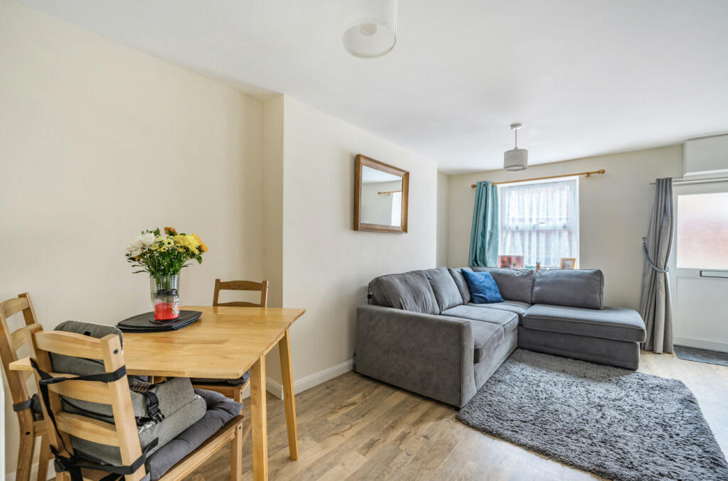 Living/Dining Room