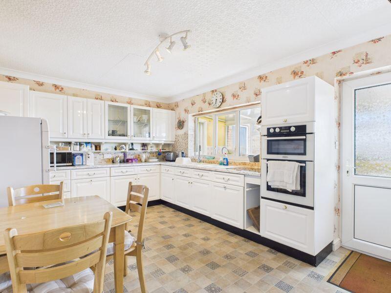 Breakfast kitchen
