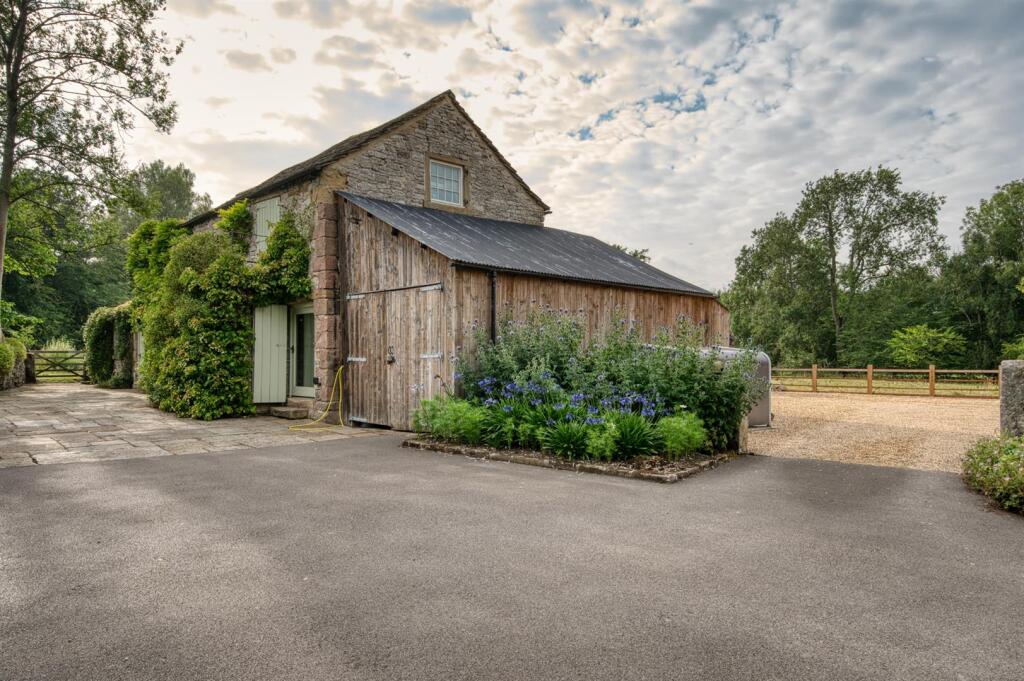 Saxton Mee Ashford House 0077.jpg