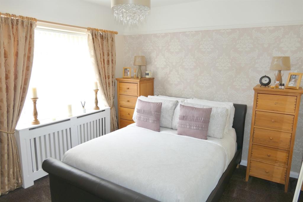 Bed 2 a