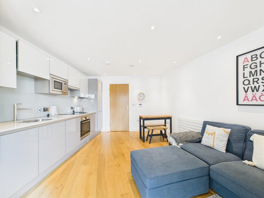 Lounge / Kitchen