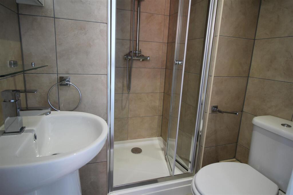 166B Shower Room