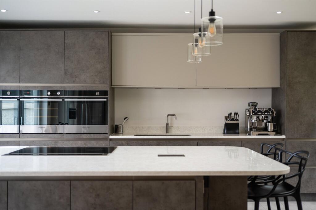 Breakfast Bar