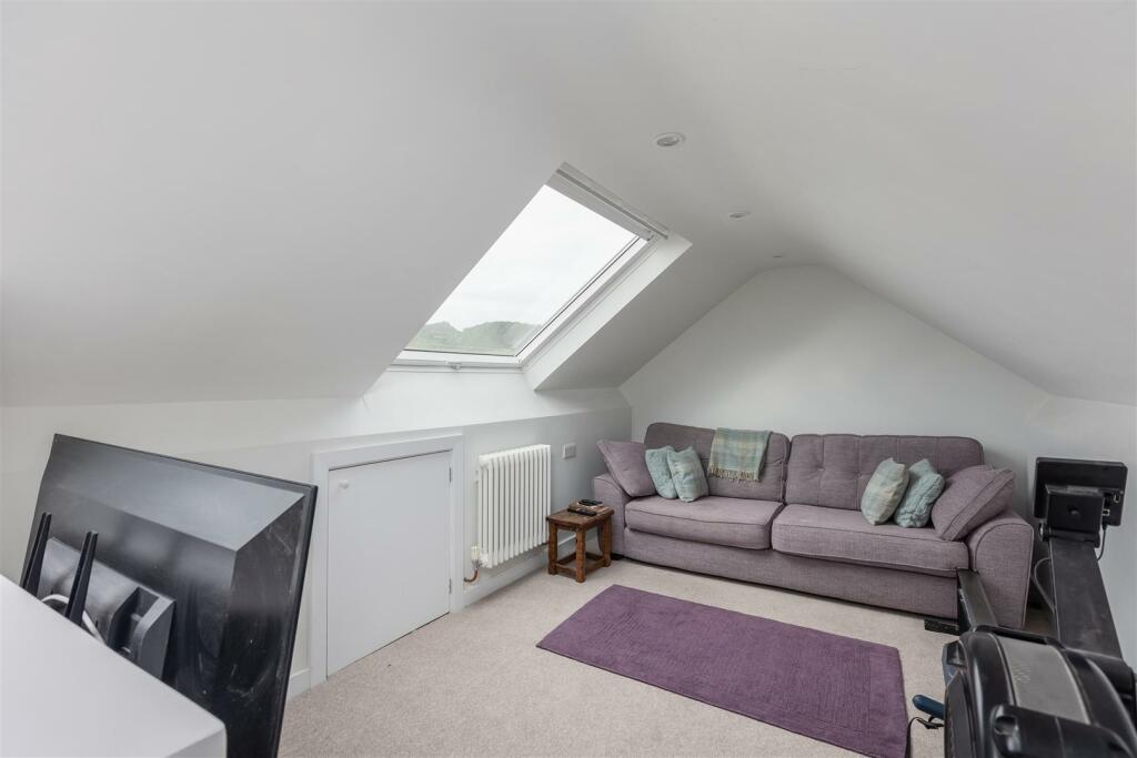 Pickering Hill First Floor-3.jpg