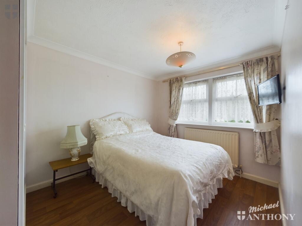 CAM01064G0-PR0419-STILL011