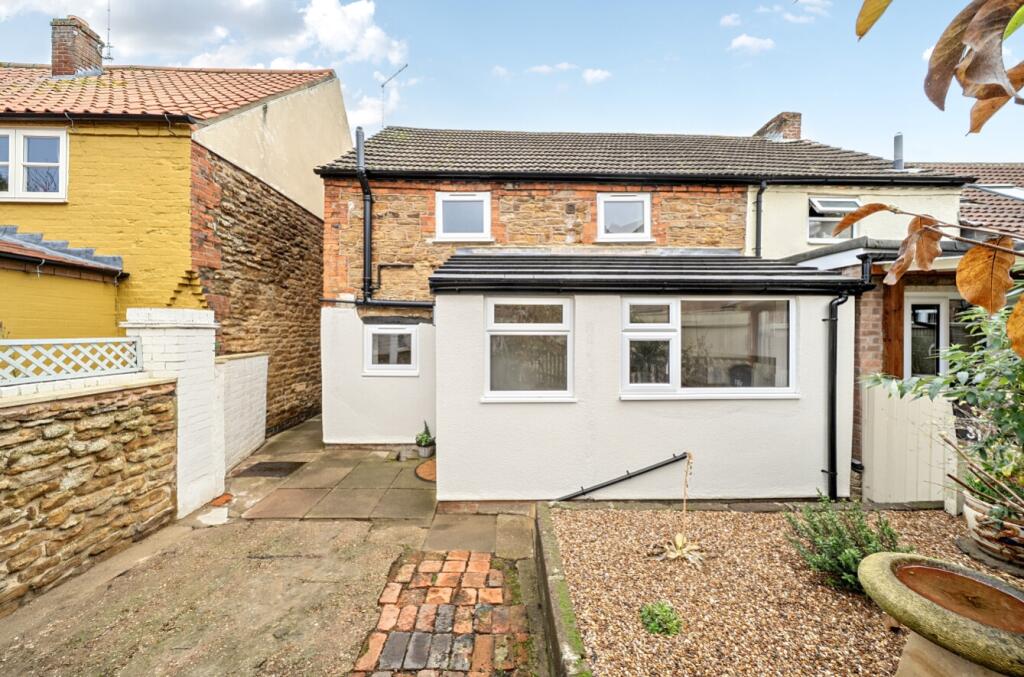 1376063-8-6911cbff766b7