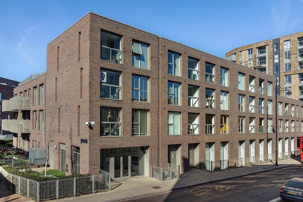 Exterior (2).jpg