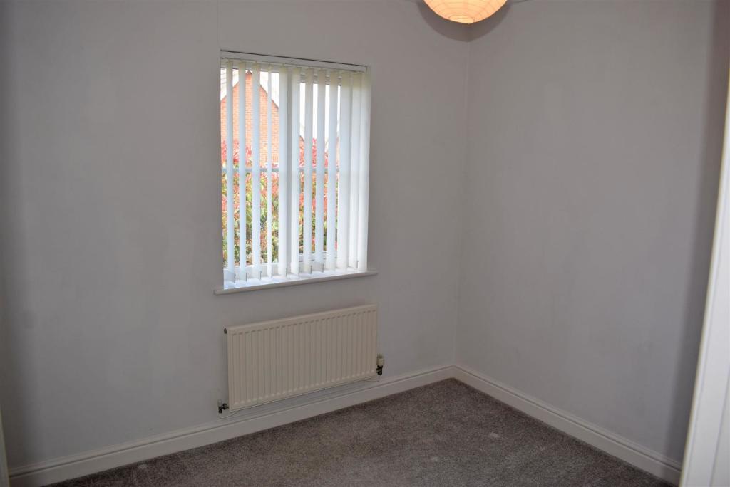 Fourth Bedroom.jpg