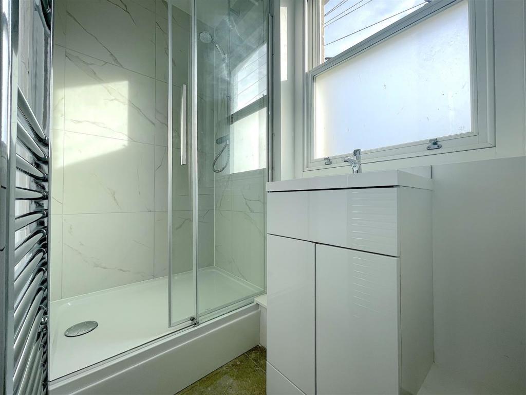 En-Suite (1).jpeg