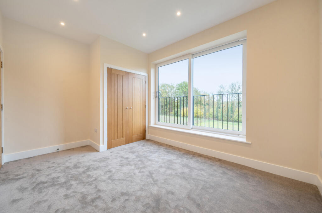 1372929-58-69023e...