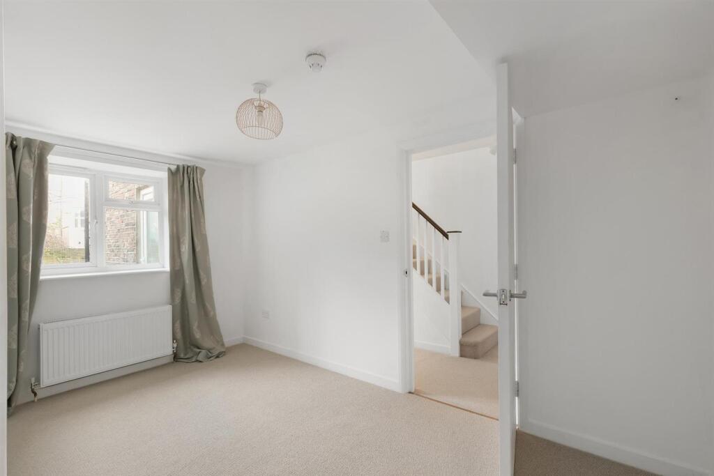 Bedroom 2 2.jpg
