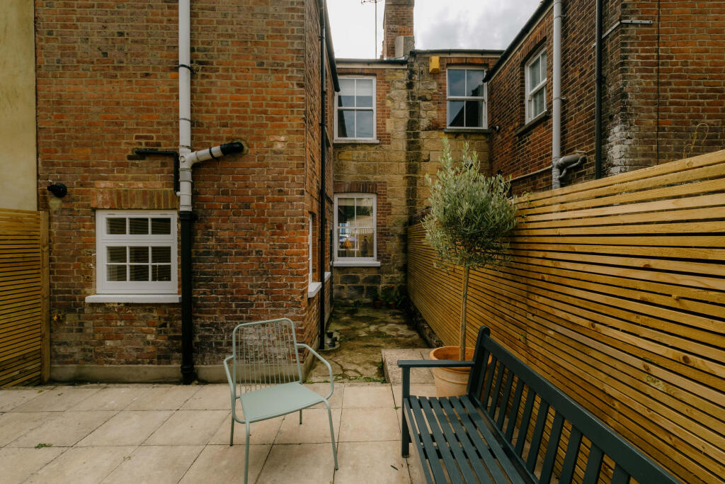 Croft-StLeonards-StainsbyStreet-Garden-3