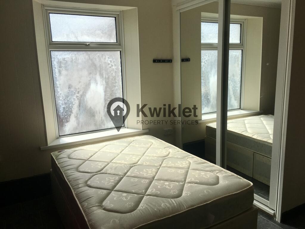 eZy Watermark_15-12-2023_02-40-12-3000pm