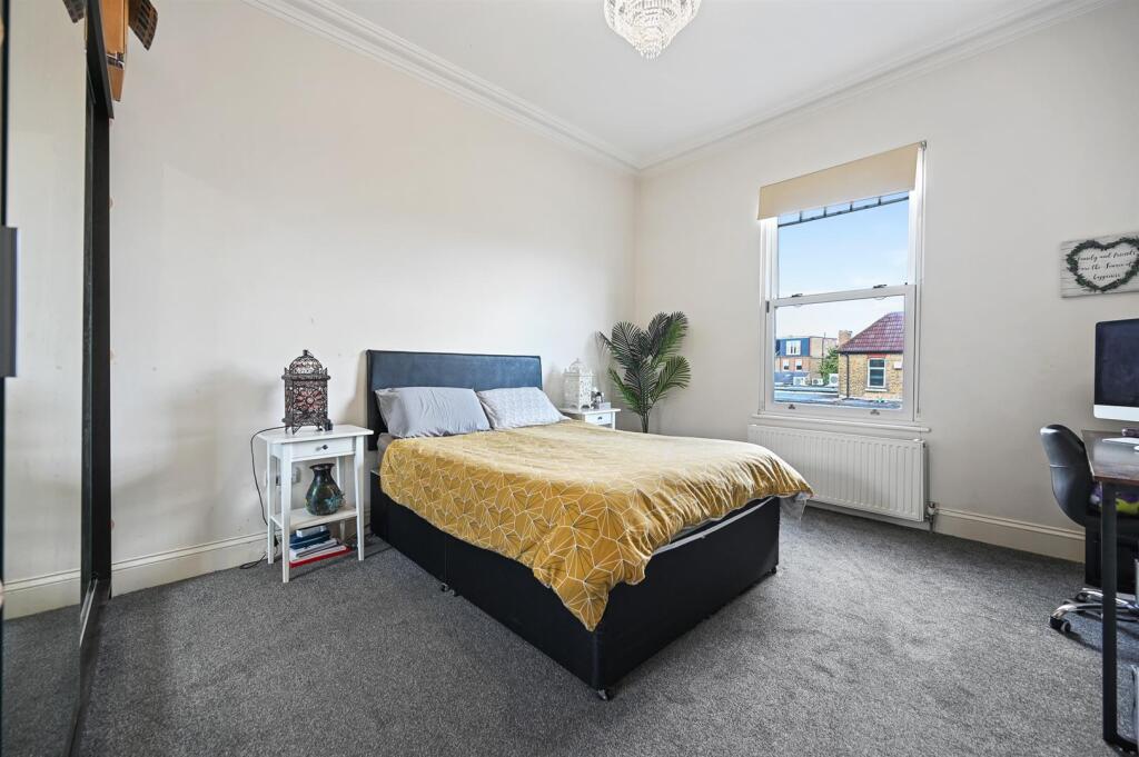 BCHJ - 151A Kings Road - Bedroom 1 (4).jpg