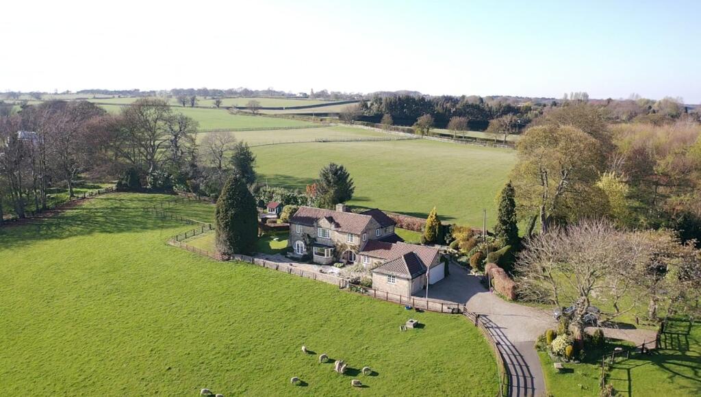 Swindon Lane, Kirkby Overblow, Harrogate, North Yorkshire, HG3