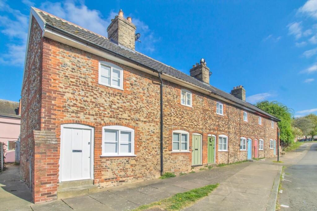 1 Vinefields, Bury St. Edmunds [Front Elevation] 0