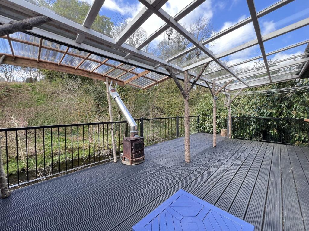 Kirkview, 1 Penkiln Mews, Minnigaff - Williamson a