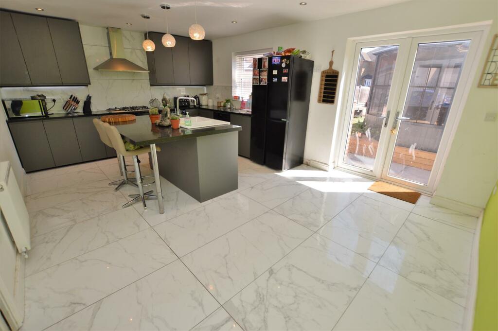 Kitchen-diner