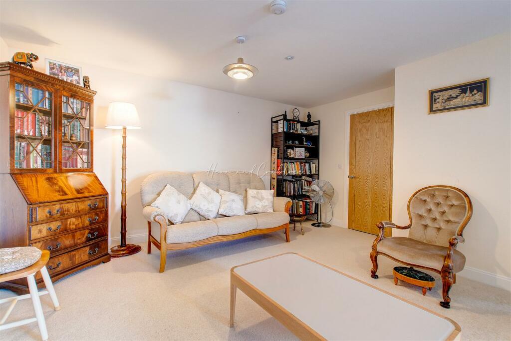 Llys Isan, Llanishen, HernCrabtree (5).jpg