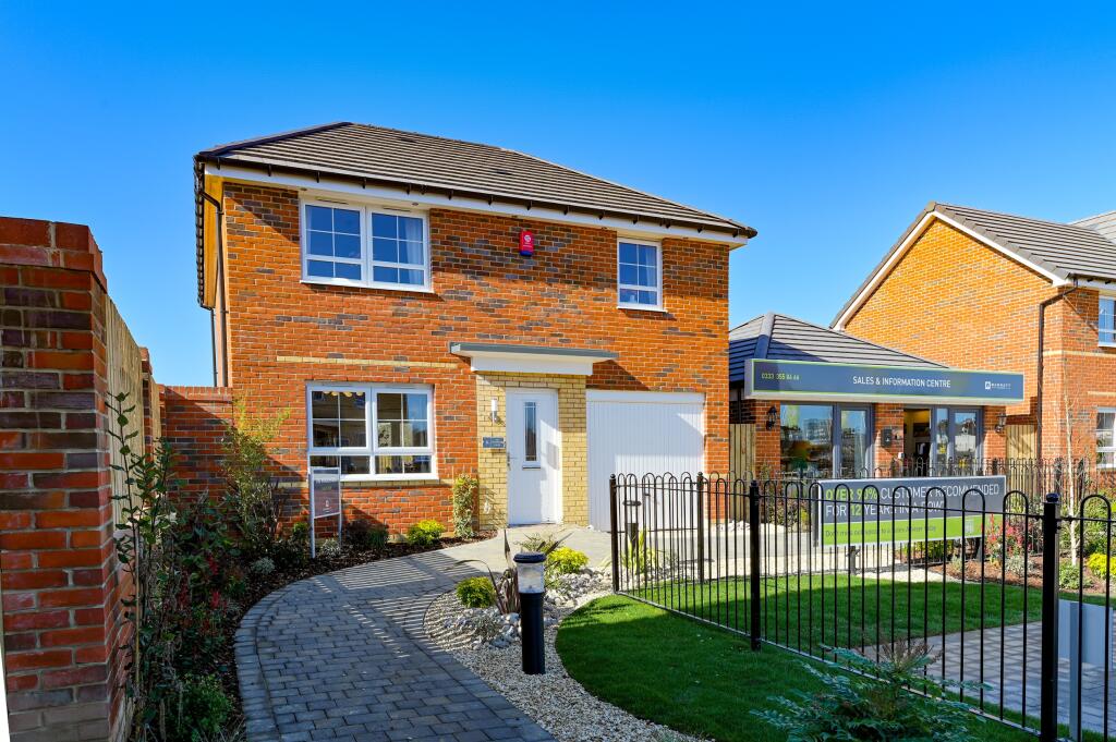 Barratt Windermere 4 bed Show Home in New Waltham, Wigmore Park