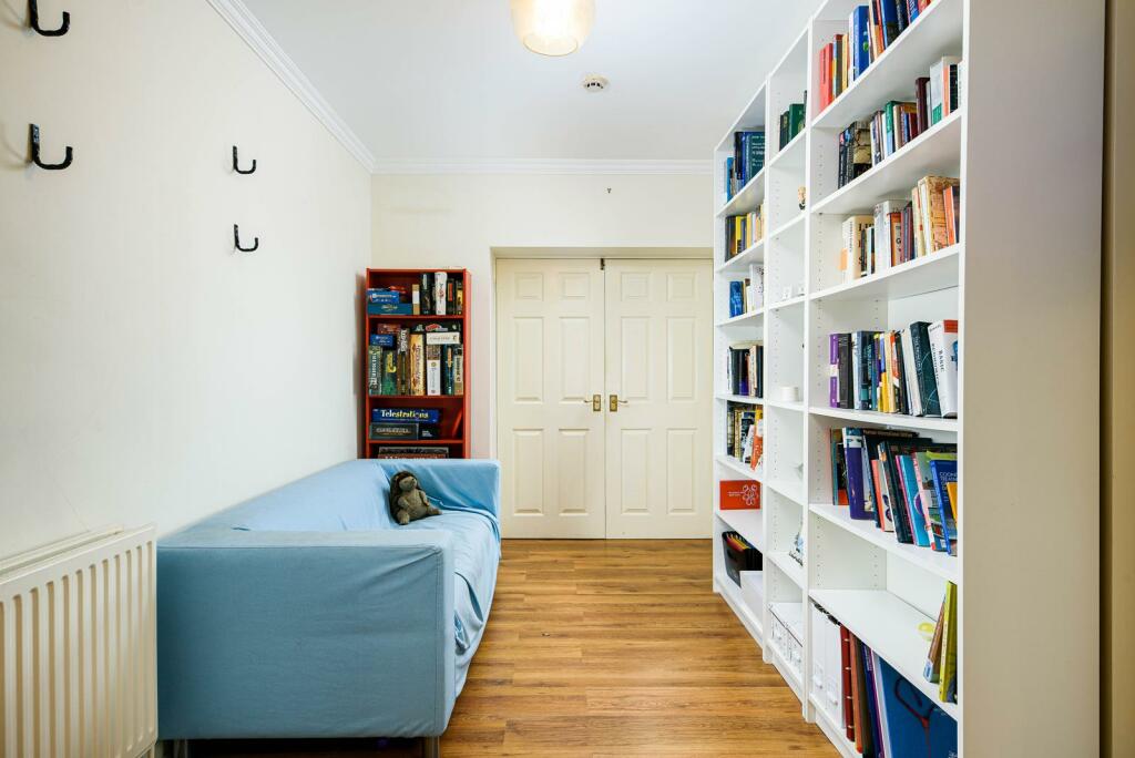Hallway.jpg