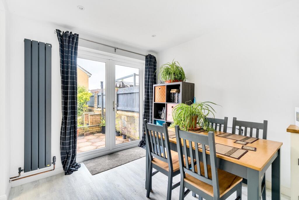 1329424-10-687e9c912f4b3