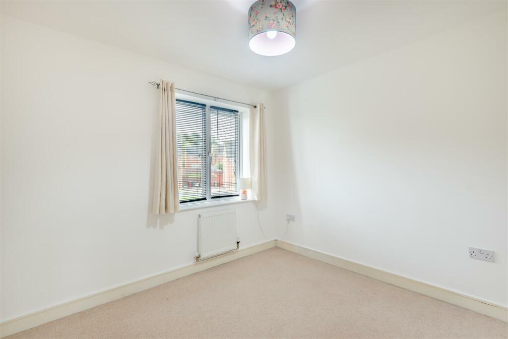 8624495-interior01.jpg