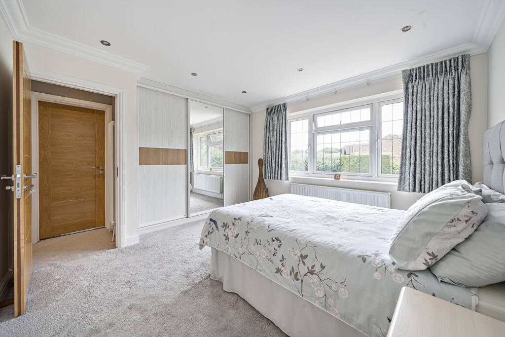 1325445-24-688205...