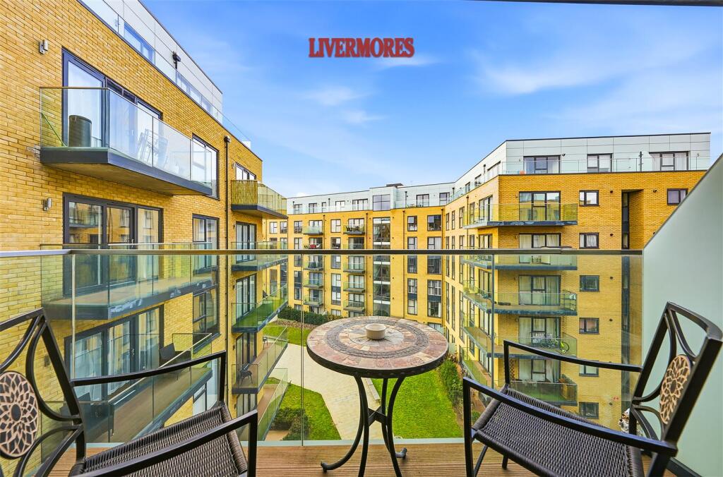 photos-15dp.jpg