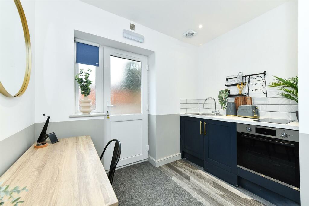 21crownst-63.jpg