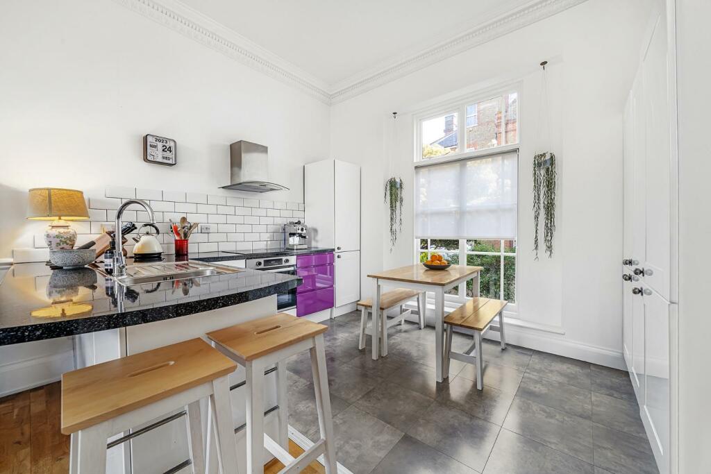 Kitchen.jpg