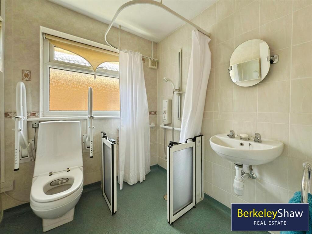 c14a2de0--4D60-82B9-51FD752C786B-63615-000016F1A84