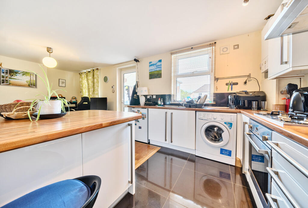 7-681c8bc262f65-1...