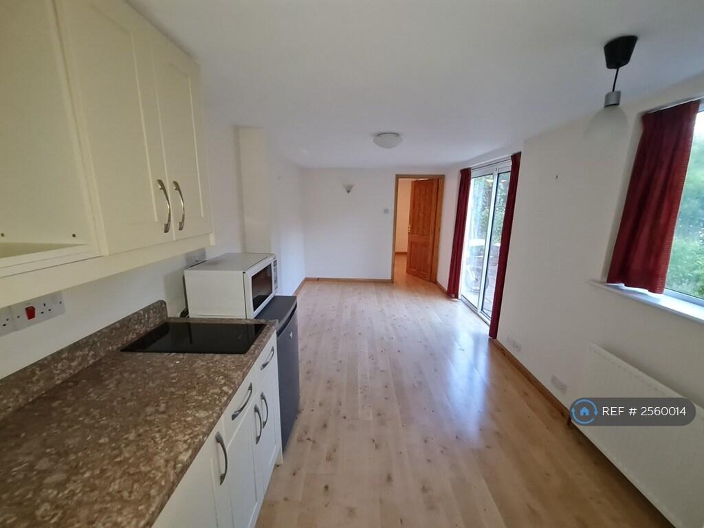 Open Kitchen To Lounge View