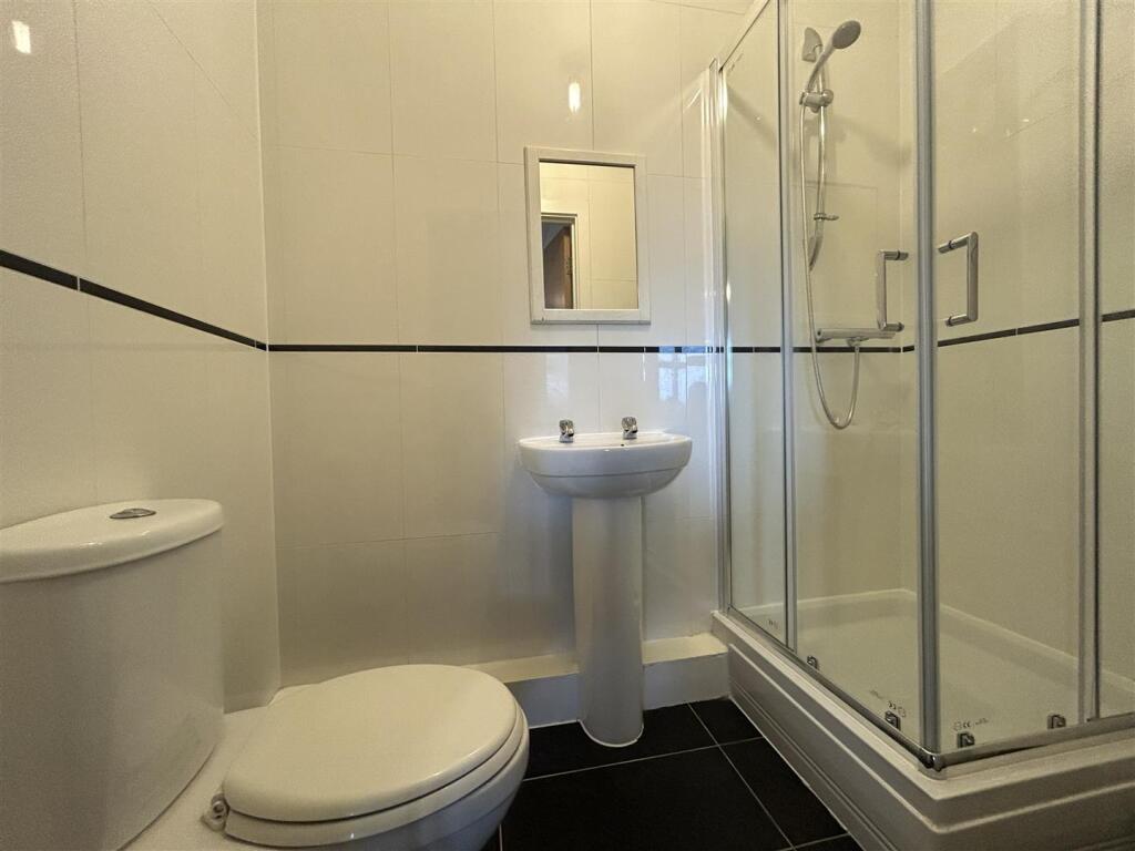 En Suite.jpeg