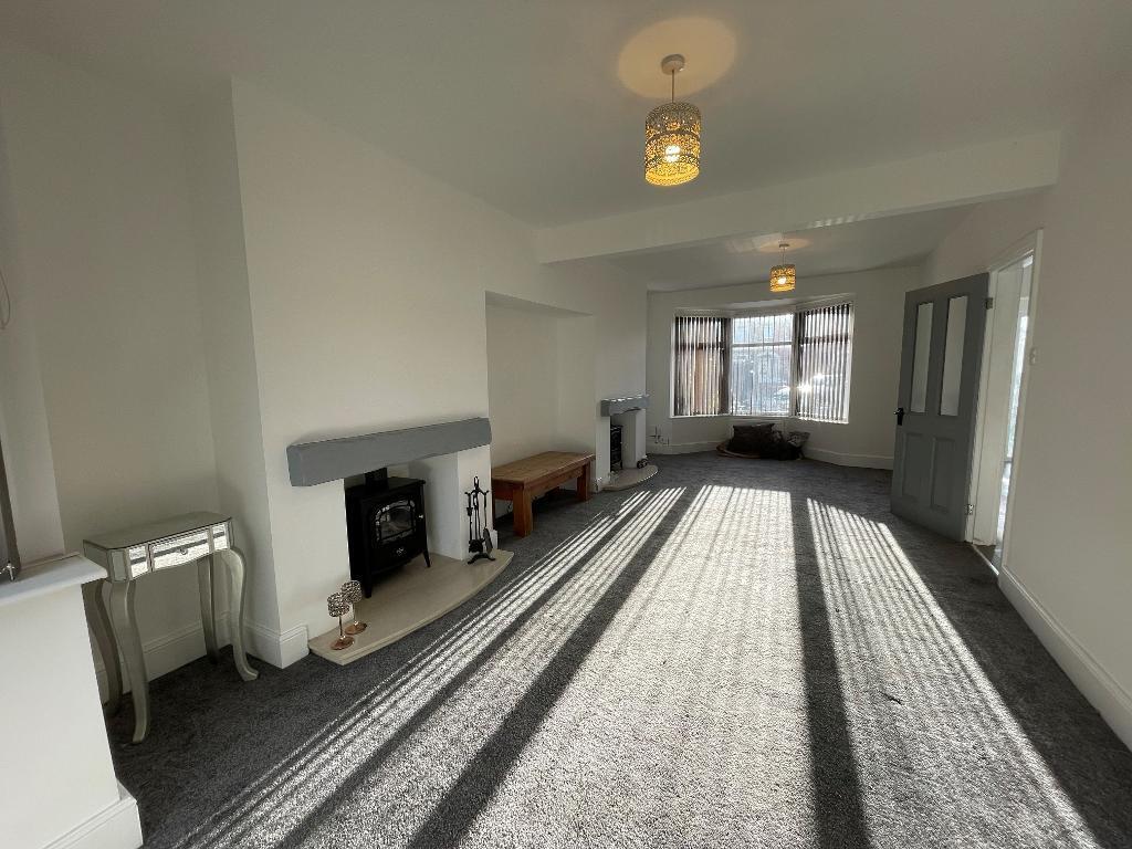 Through Lounge