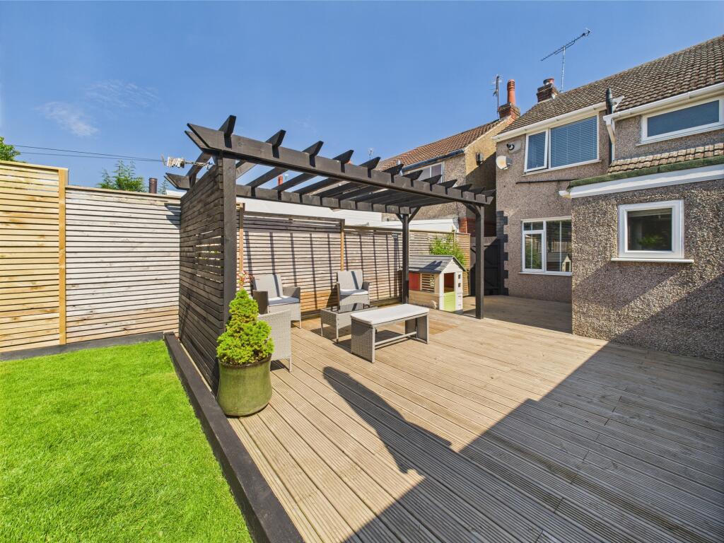 CAM05192G0-PR0070-STILL022