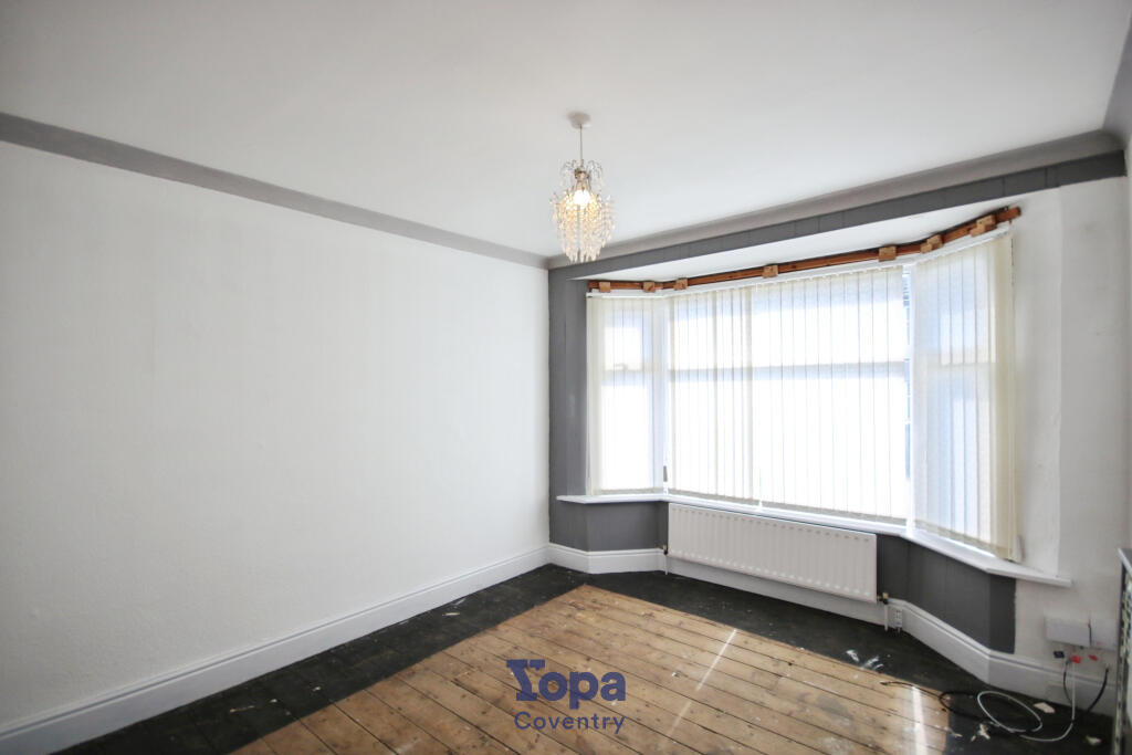 748459cd-Living 20Room.JPG