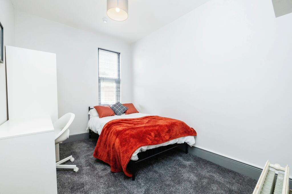 Bedroom Seven