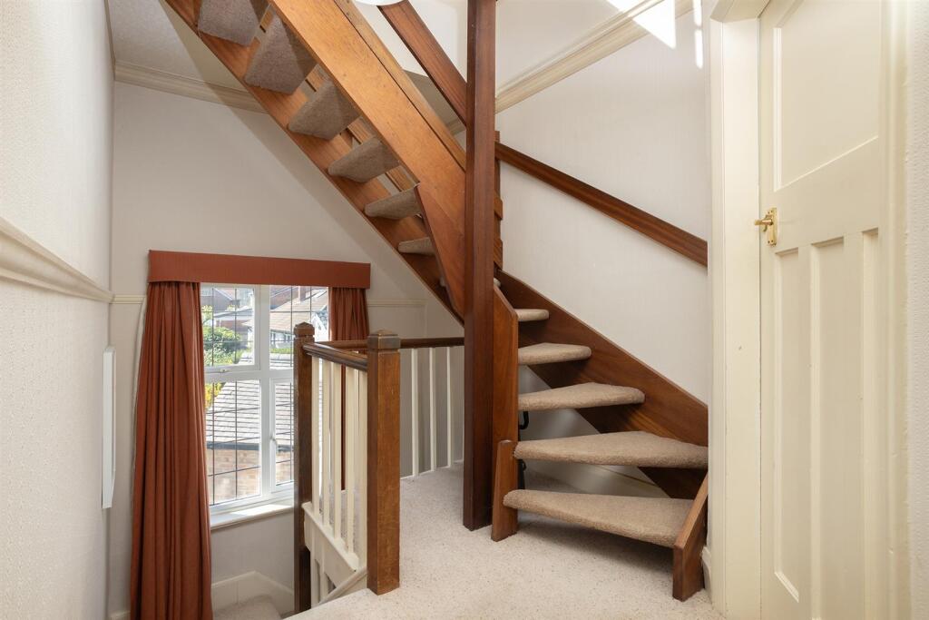 2 Westgate Road, Rugby (16).jpg