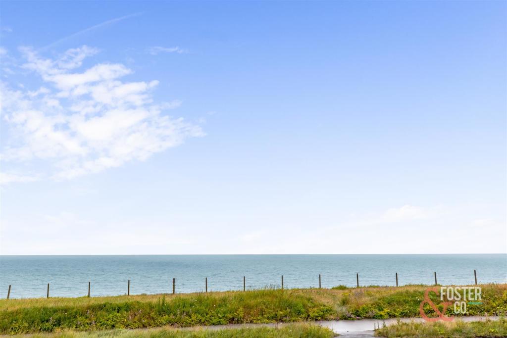 Marine Drive 7-33.JPG