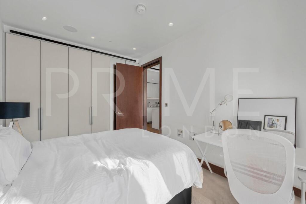 BEDROOM1c (10).jpg