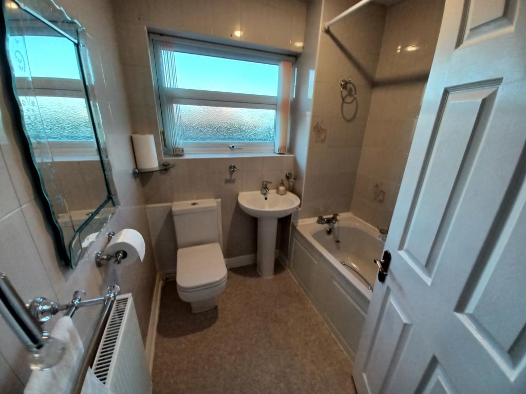 2 Melrose Bath