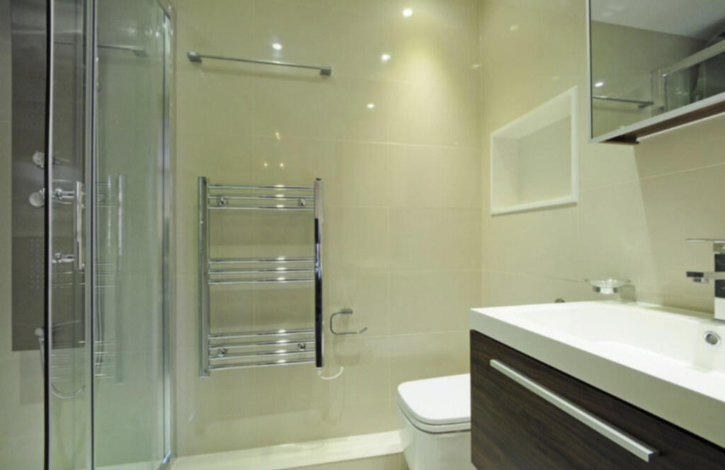 Screenshot 2025-0...